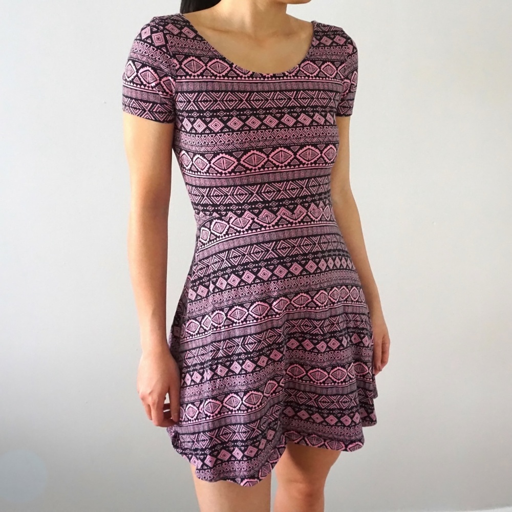 Forever 21 Black and Pink Skater Dress